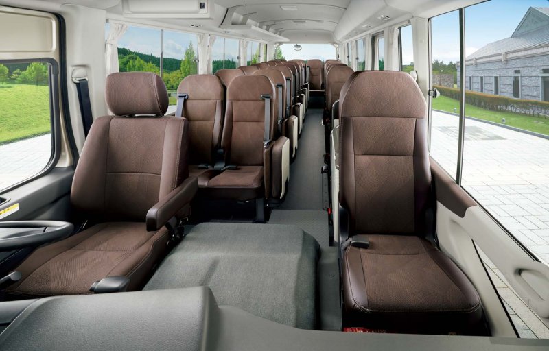 Toyota Coaster Salon