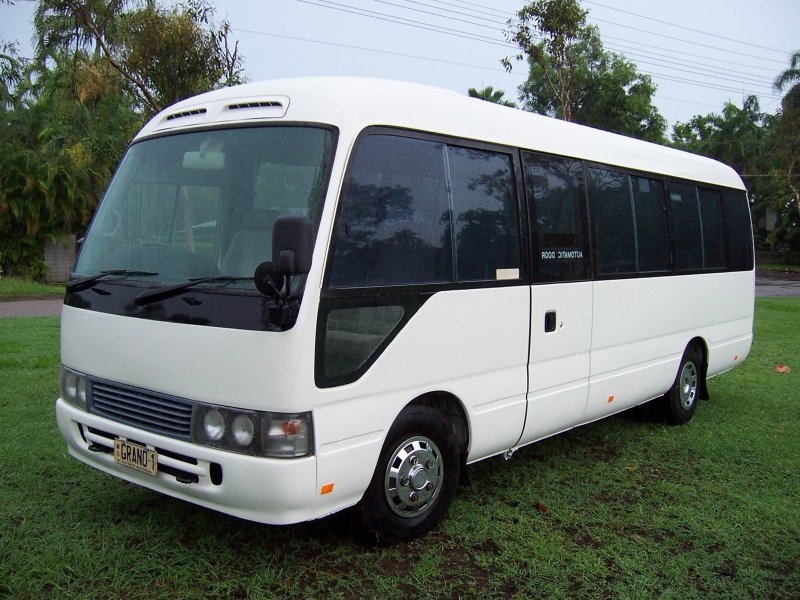Toyota Coaster 2019