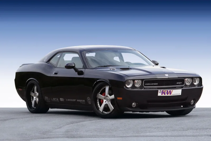 Dodge Challenger srt8