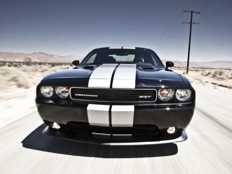 Dodge Challenger srt8