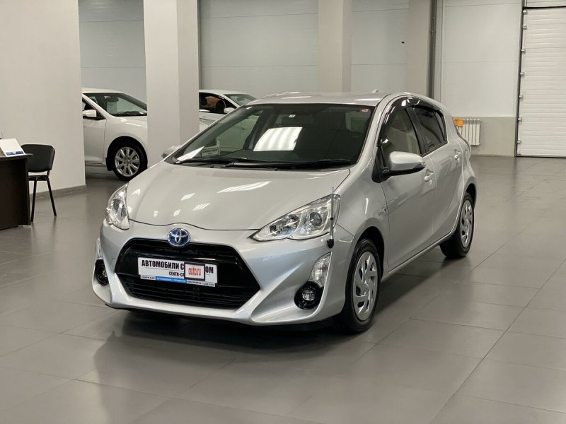 Toyota Aqua 1.5 CVT