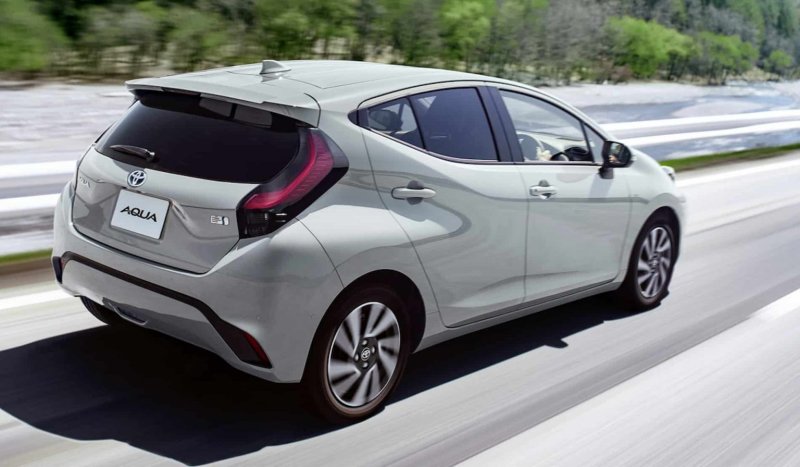 Toyota Prius c Aqua 2016