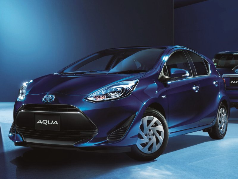 Toyota Aqua 2015