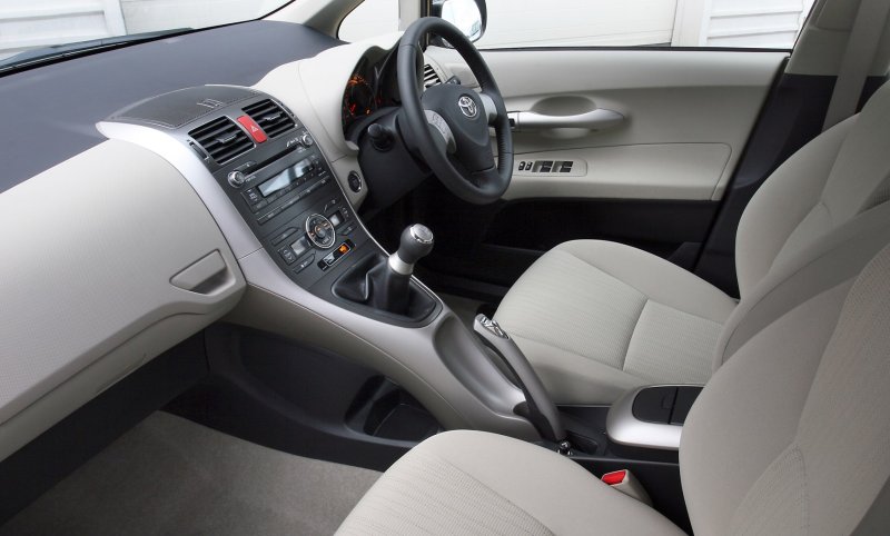 Toyota Auris 2006