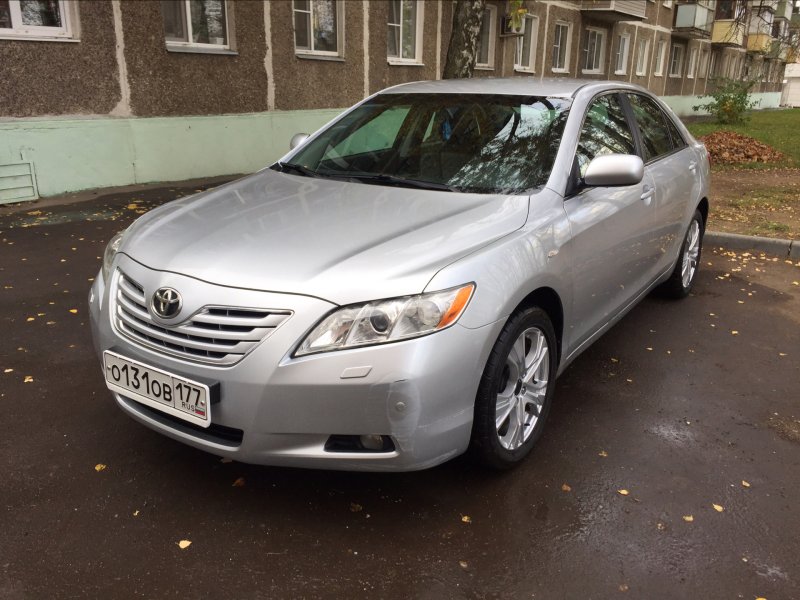 Toyota Camry 40 2008 серебро
