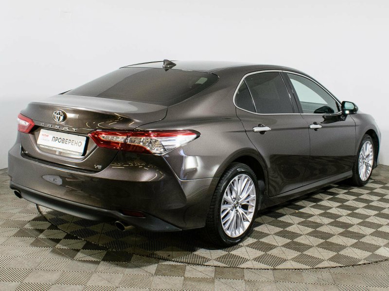 Toyota Camry 2015