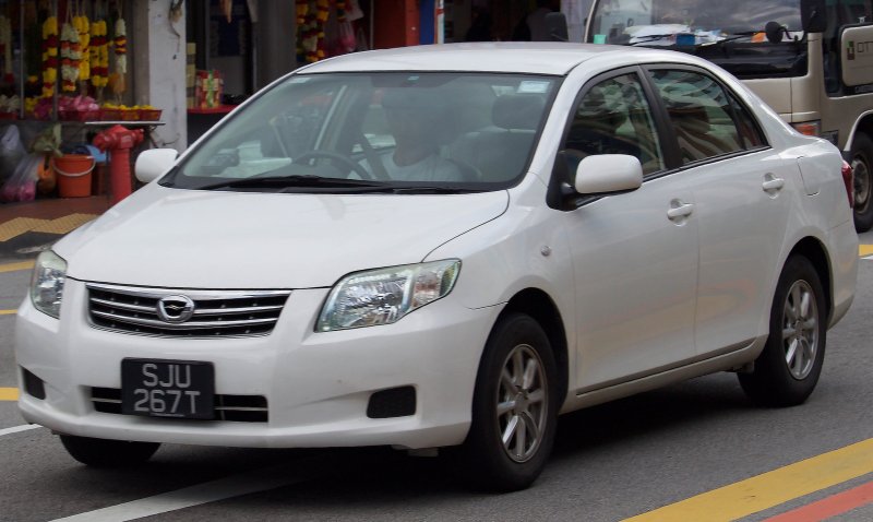 Toyota Corolla Axio 2015