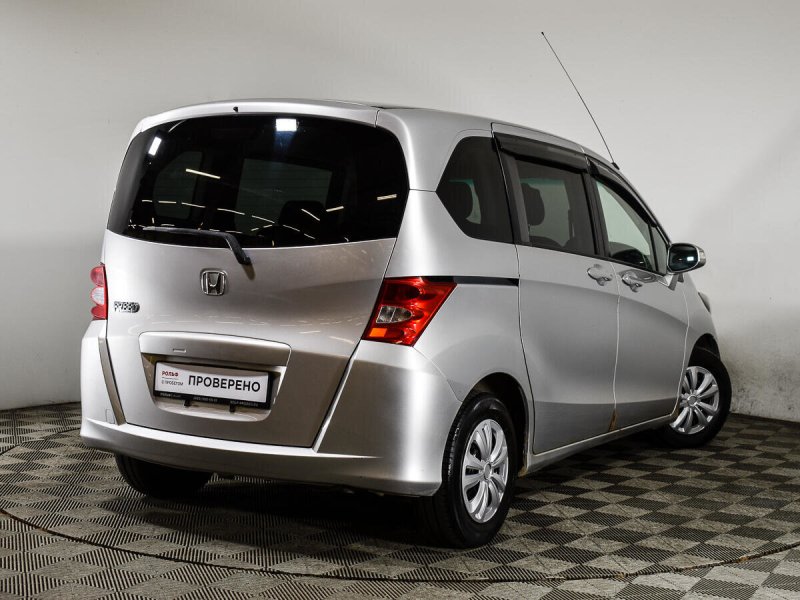Honda freed 2009