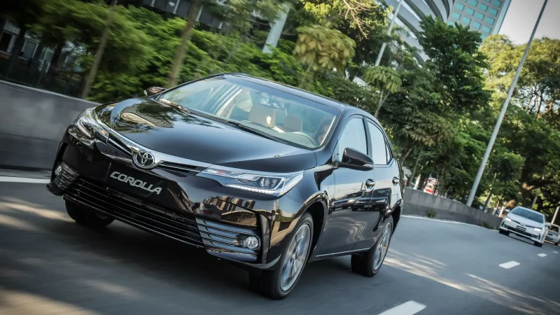 Toyota Corolla 2018 комплектации