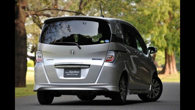 Honda freed Minivan 2014