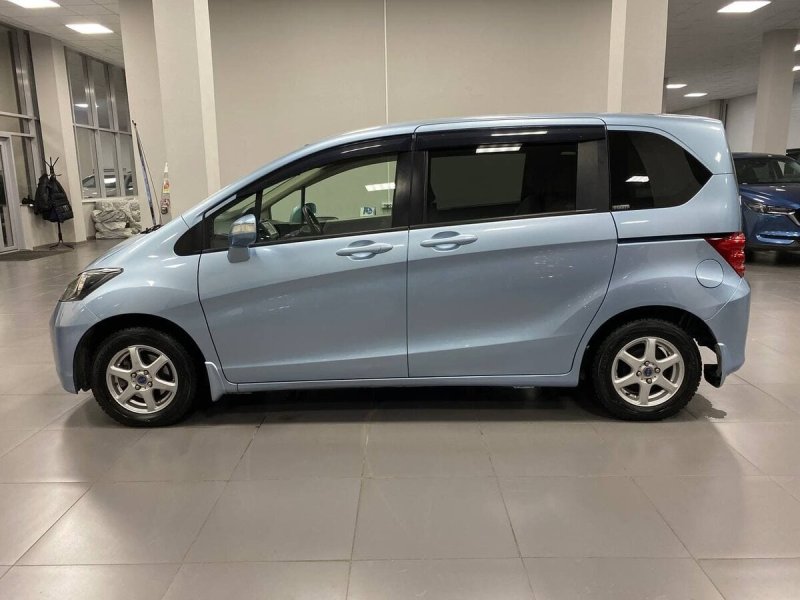 Honda freed 2011
