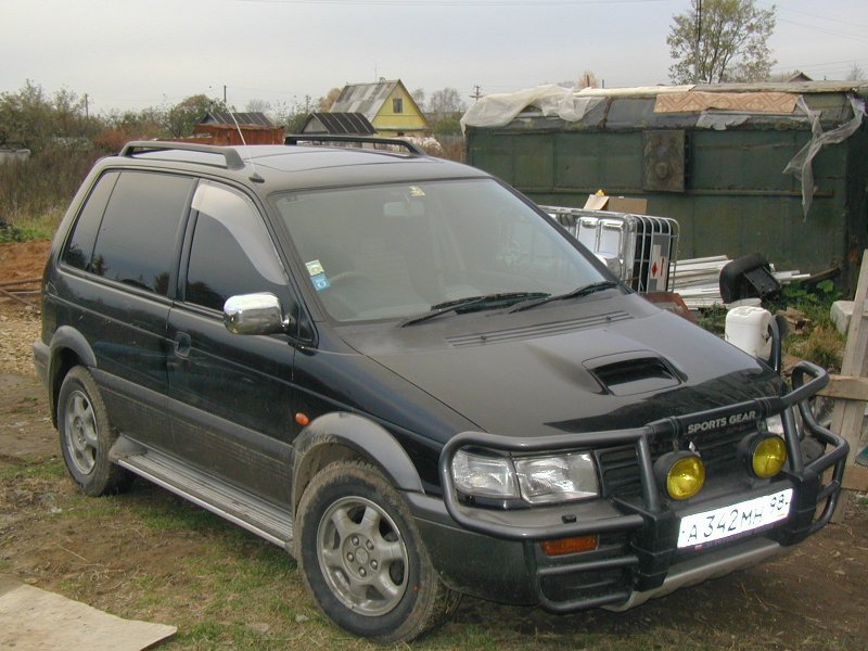 Mitsubishi RVR Roadest