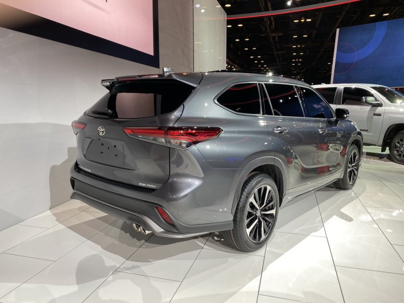 Toyota Highlander 2021