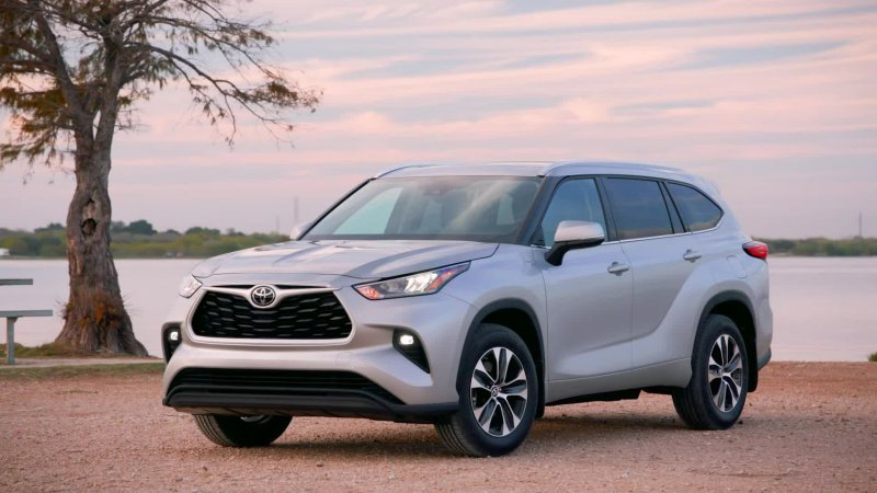 Toyota Highlander 2021