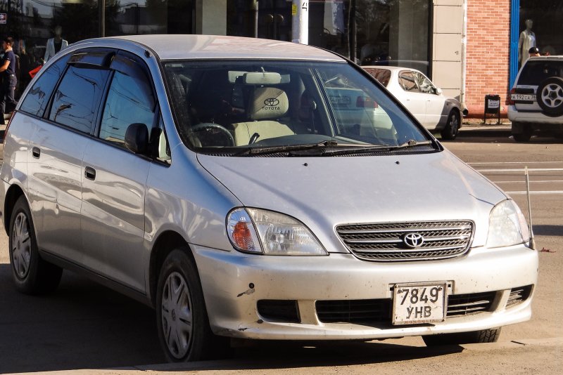 Toyota Nadia 97