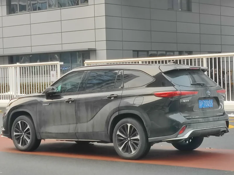 Toyota Crown Kluger 2021