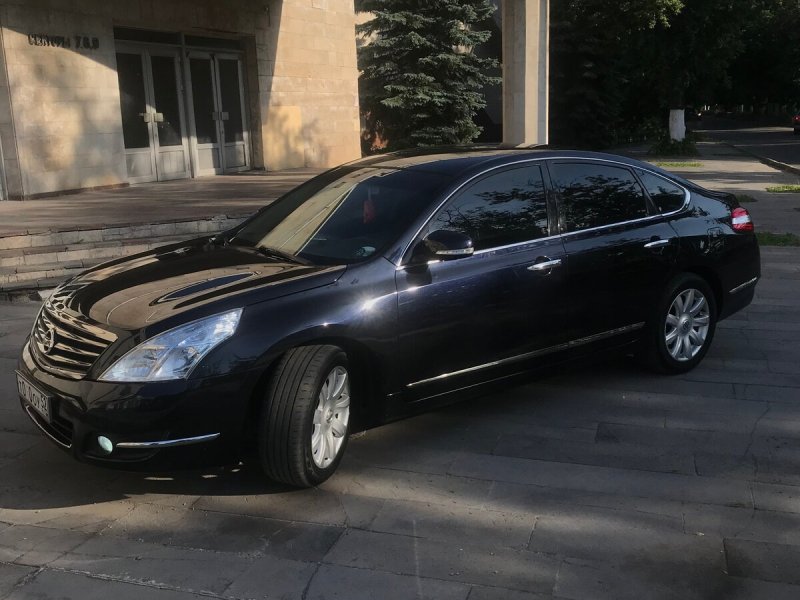 Nissan Teana j32 седан