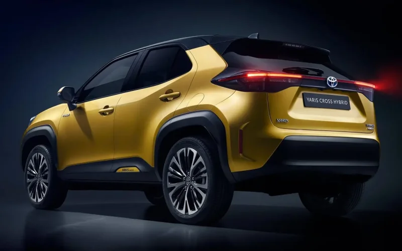 Тойота Yaris Cross 2021