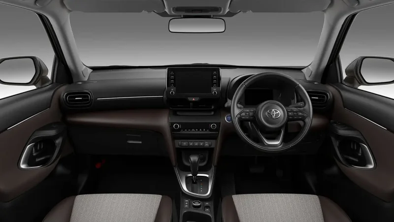 Toyota Yaris Cross салон