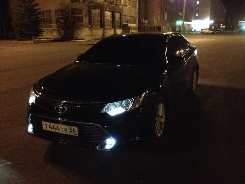 Toyota Camry 3.5 ночью