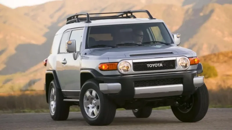 Toyota FJ Cruiser Модельный ряд