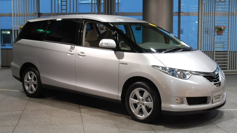 Toyota Estima Hybrid
