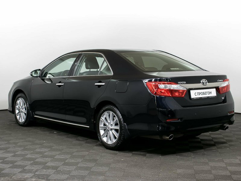 Toyota Camry xv50