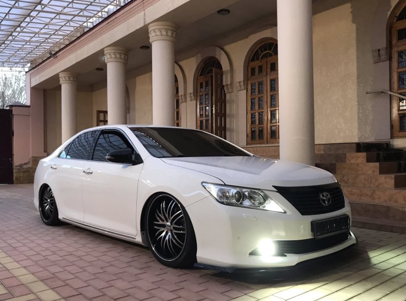 Toyota Camry xv50