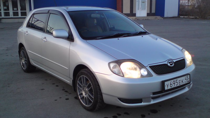 Тойота Королла Ранкс 2004 года