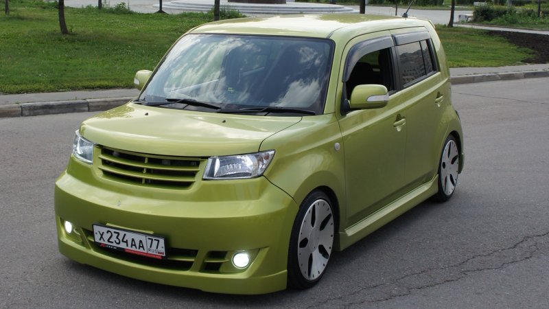 Toyota BB II 2005 - 2008