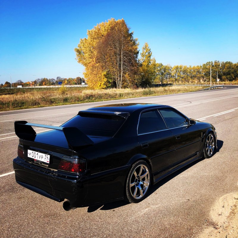 Toyota Чайзер 100 кузов