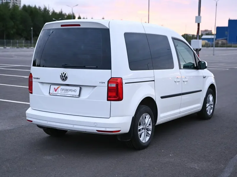 2020 Volkswagen Caddy California