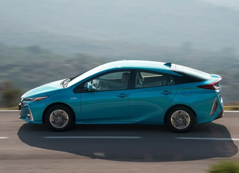 Toyota Prius PHV
