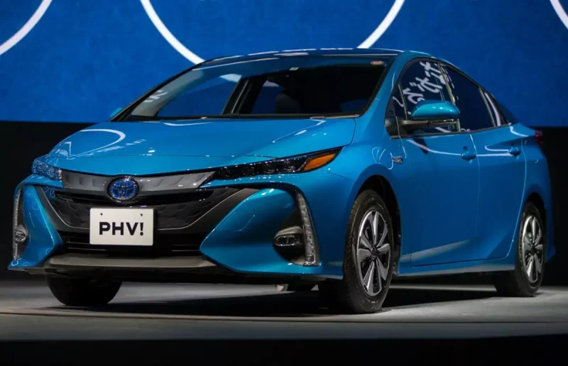 Toyota Prius PHV 2017