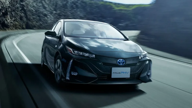 Toyota Prius PHV