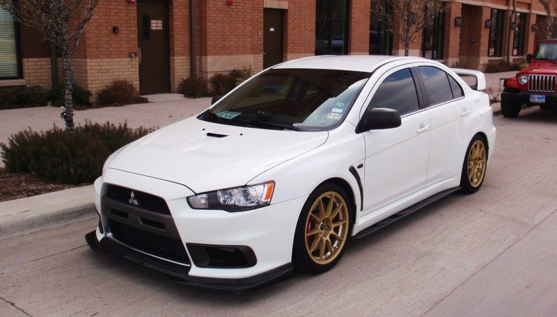 Mitsubishi Lancer Evolution 10 FQ 400