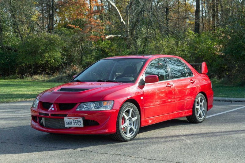 Mitsubishi Lancer Evolution x 10