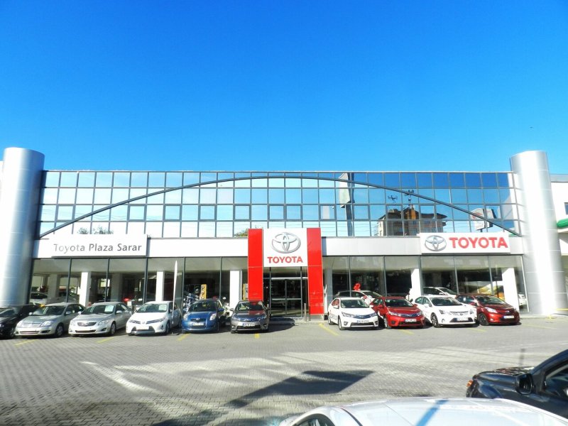 Тойота автосалон Plaza