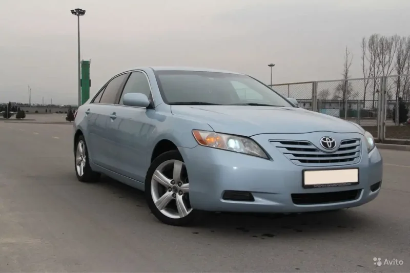 Toyota Camry 40