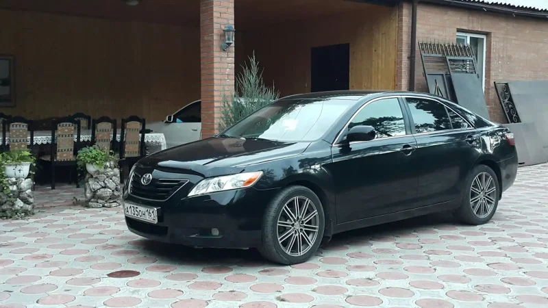 Toyota Camry 40