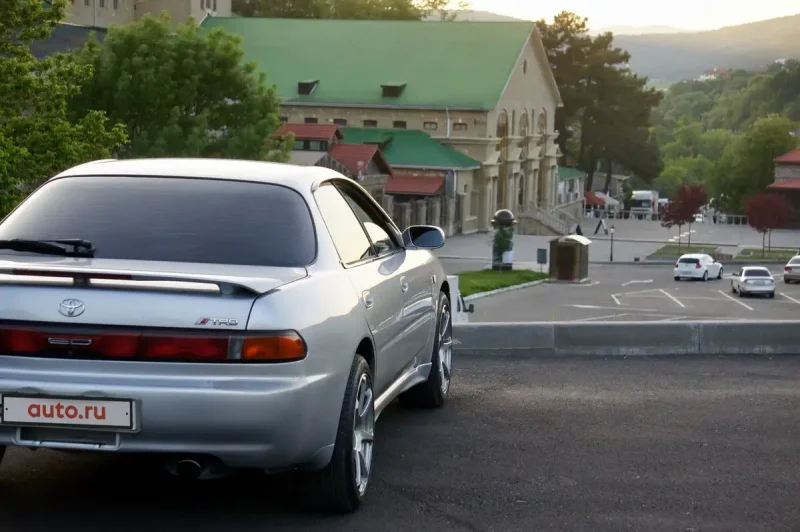 Toyota Carina ed 3