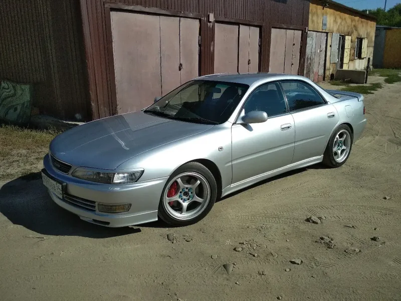 Toyota Carina ed Hiro