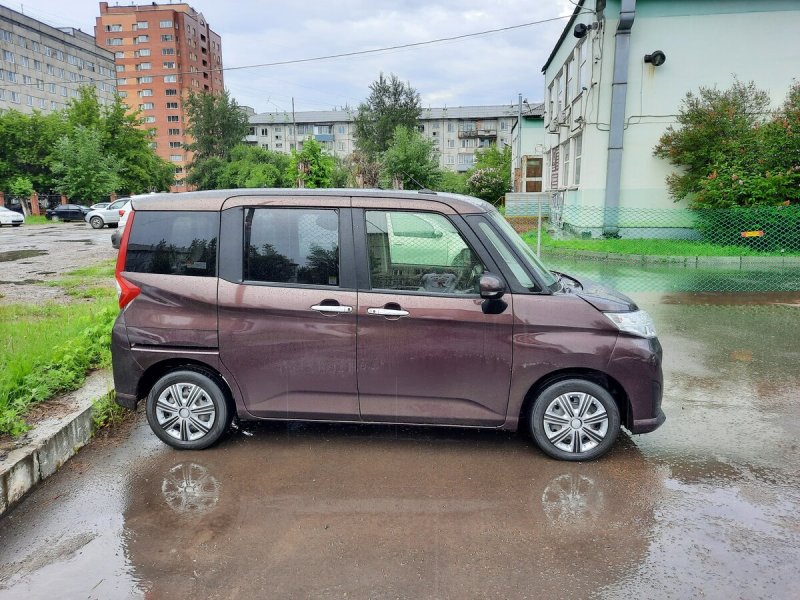Toyota roomy 2018