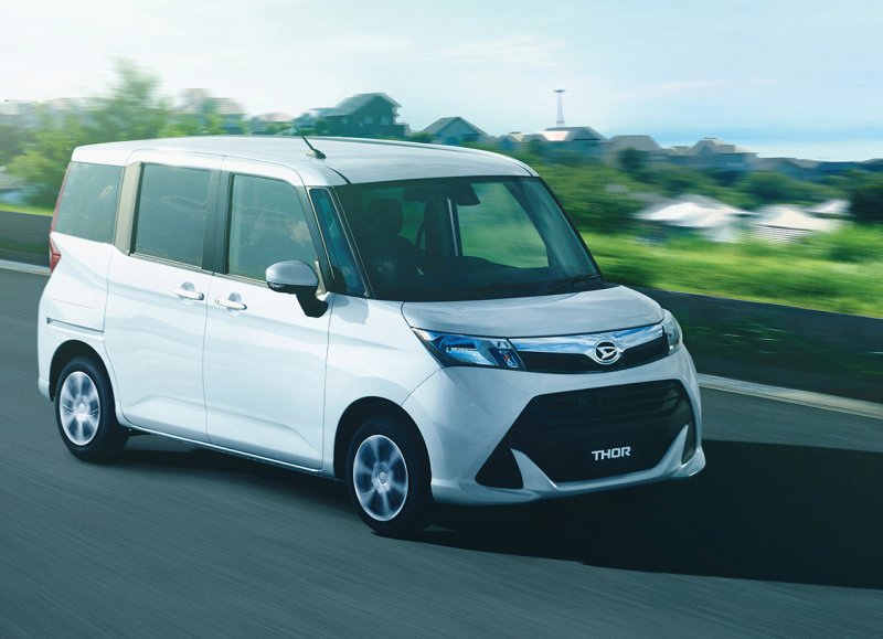 Toyota roomy 2021