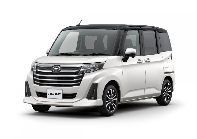 Toyota roomy 1