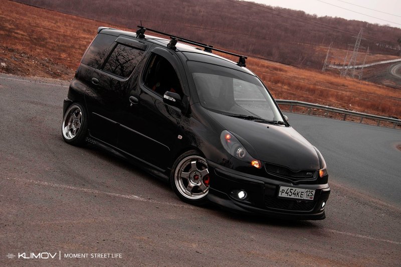 Toyota Funcargo Tuning
