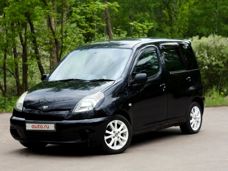 Toyota Funcargo 1999