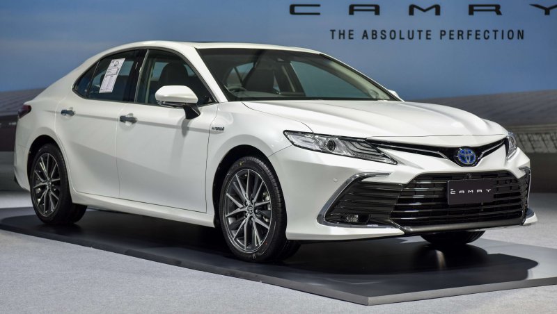 Тойота Camry 2022