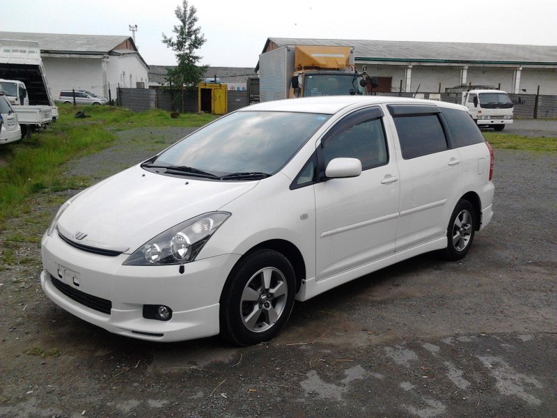 Toyota Wish 2003г