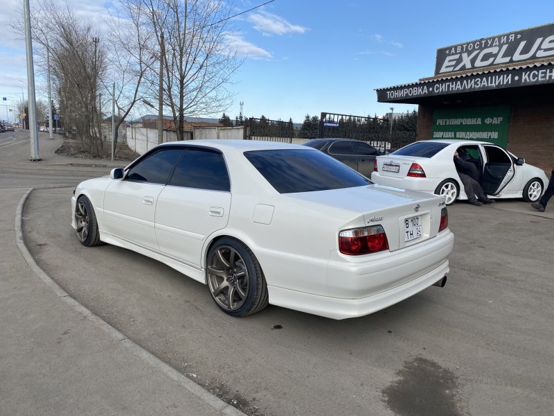 Toyota Chaser 100